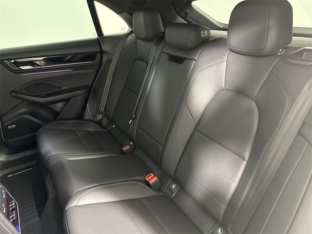 2025 Porsche Macan Electric Electric