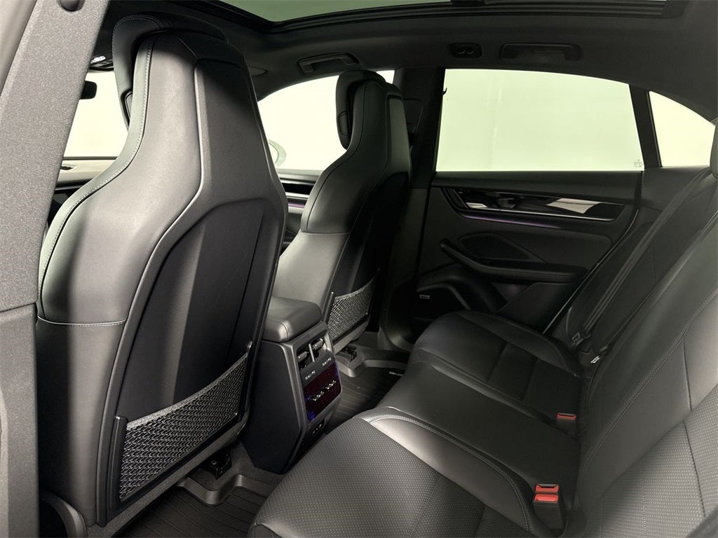 2025 Porsche Macan Electric Electric