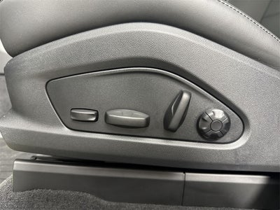 2025 Porsche Macan Electric Electric