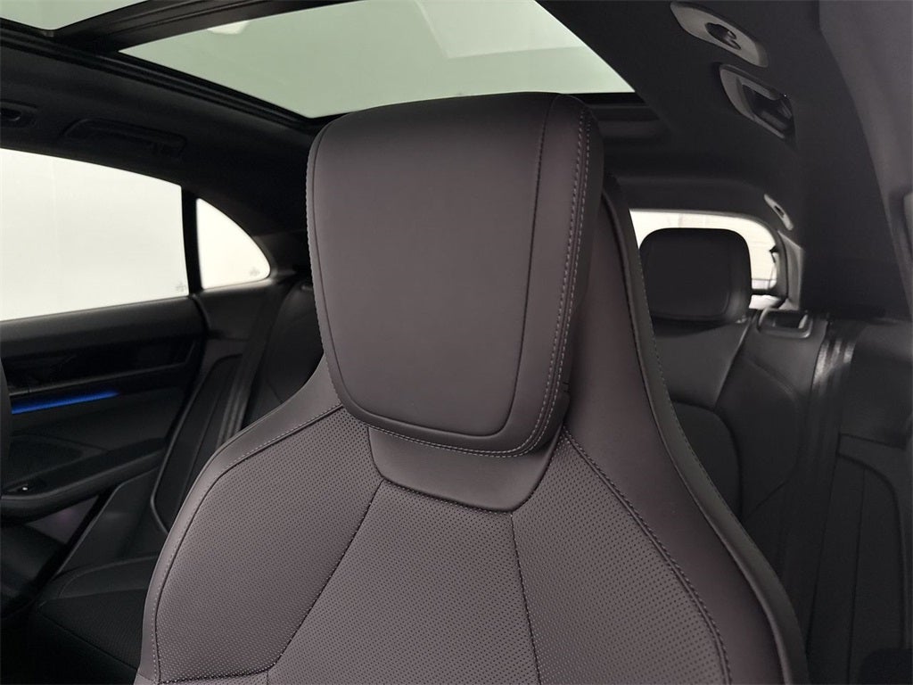 2025 Porsche Macan Electric Electric