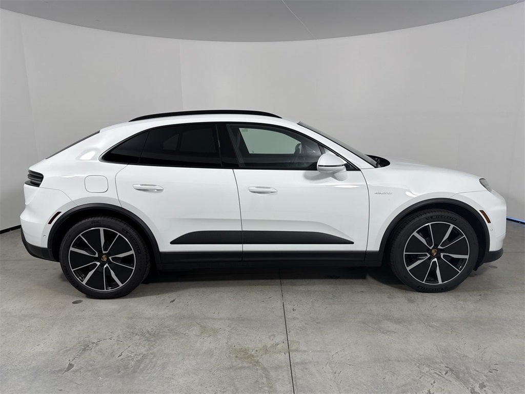 2025 Porsche Macan Electric Electric