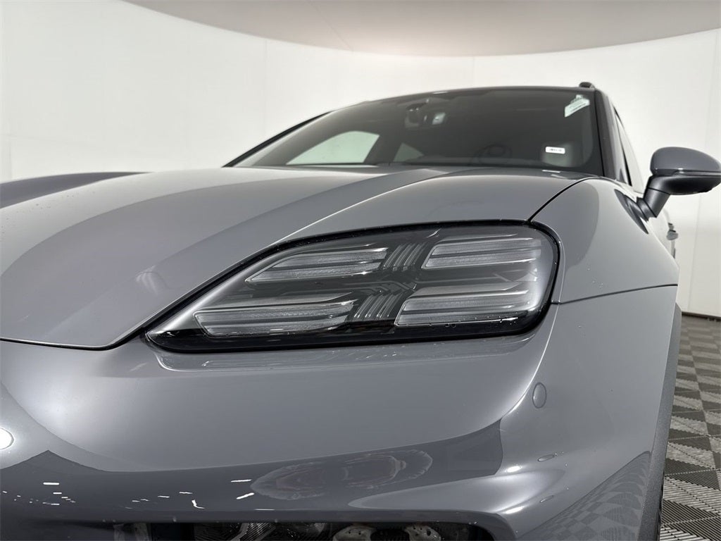 2025 Porsche Macan Electric Electric