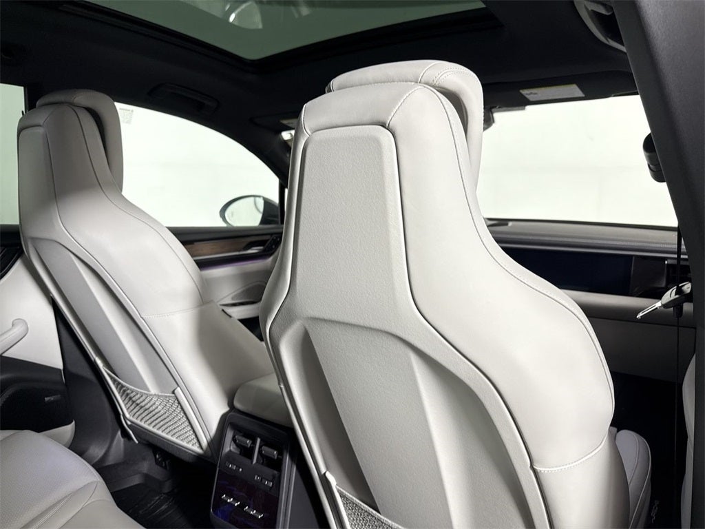 2025 Porsche Macan Electric Electric