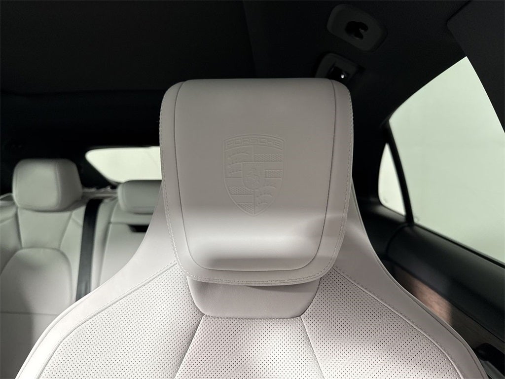 2025 Porsche Macan Electric Electric