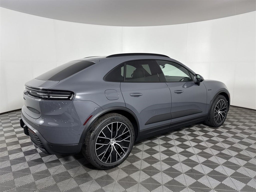 2025 Porsche Macan Electric Electric