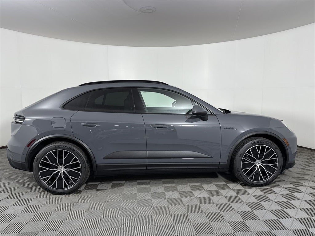2025 Porsche Macan Electric Electric