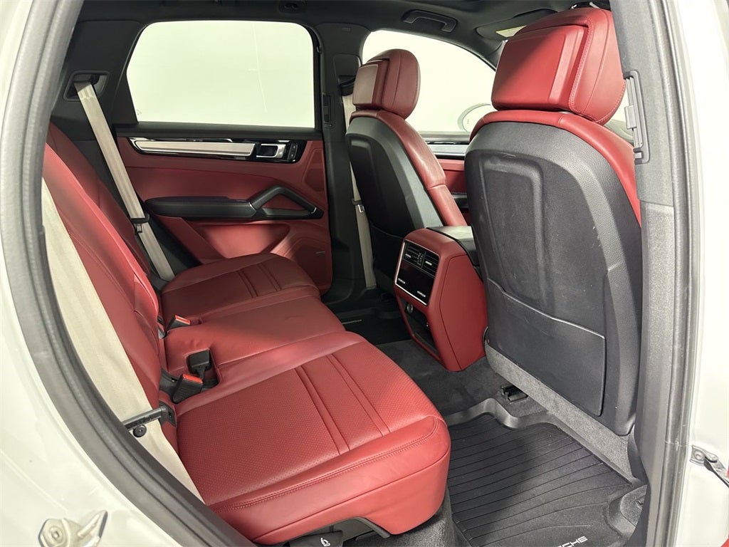 2022 Porsche Cayenne E-Hybrid E-Hybrid