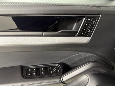 2024 Porsche Cayenne E-Hybrid E-Hybrid