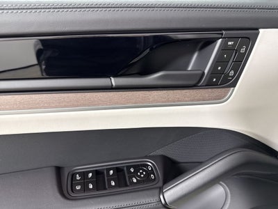 2026 Porsche Cayenne E-Hybrid E-Hybrid