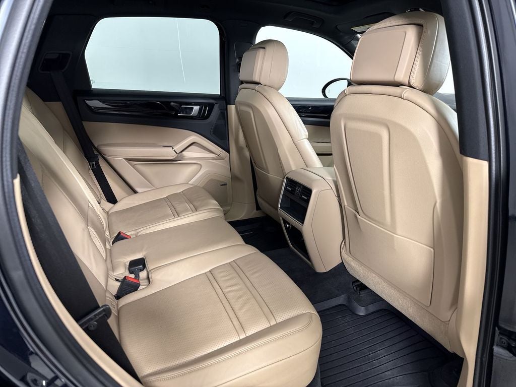 2021 Porsche Cayenne E-Hybrid E-Hybrid