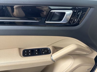 2021 Porsche Cayenne E-Hybrid E-Hybrid