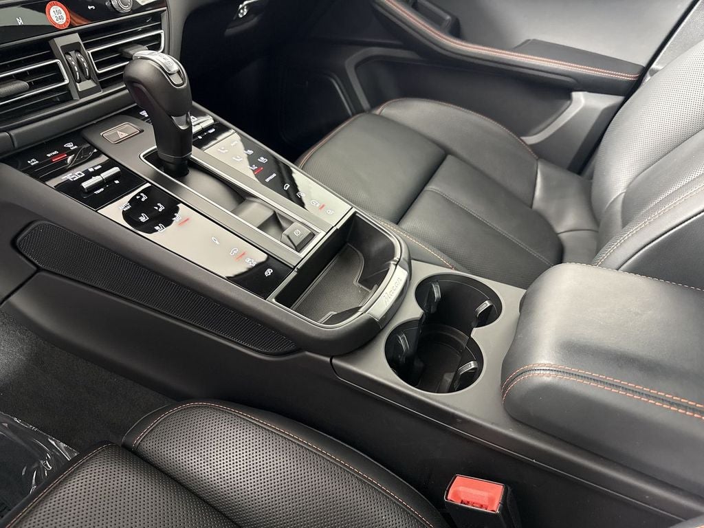 2024 Porsche Macan Macan GTS (MY24)