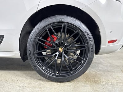 2024 Porsche Macan GTS