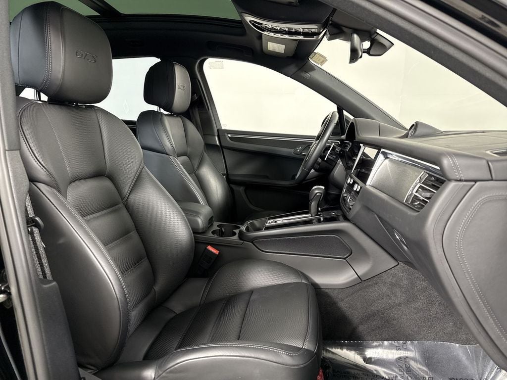 2022 Porsche Macan GTS
