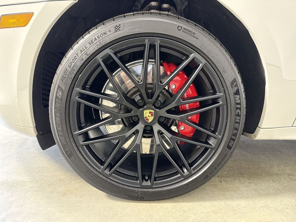 2023 Porsche Macan GTS
