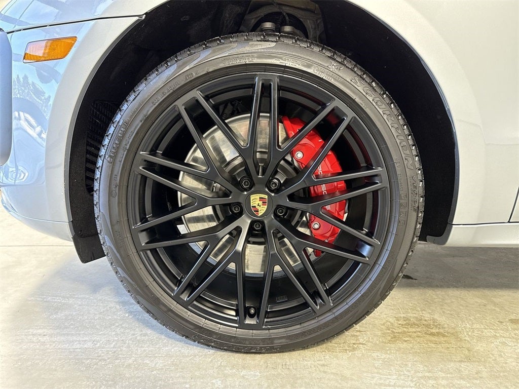 2025 Porsche Macan GTS