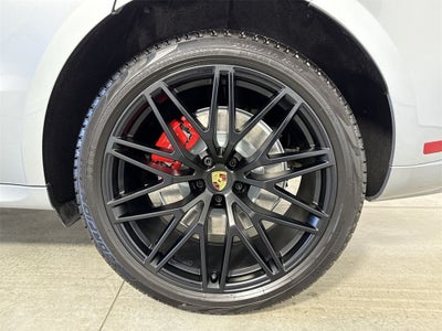 2025 Porsche Macan GTS