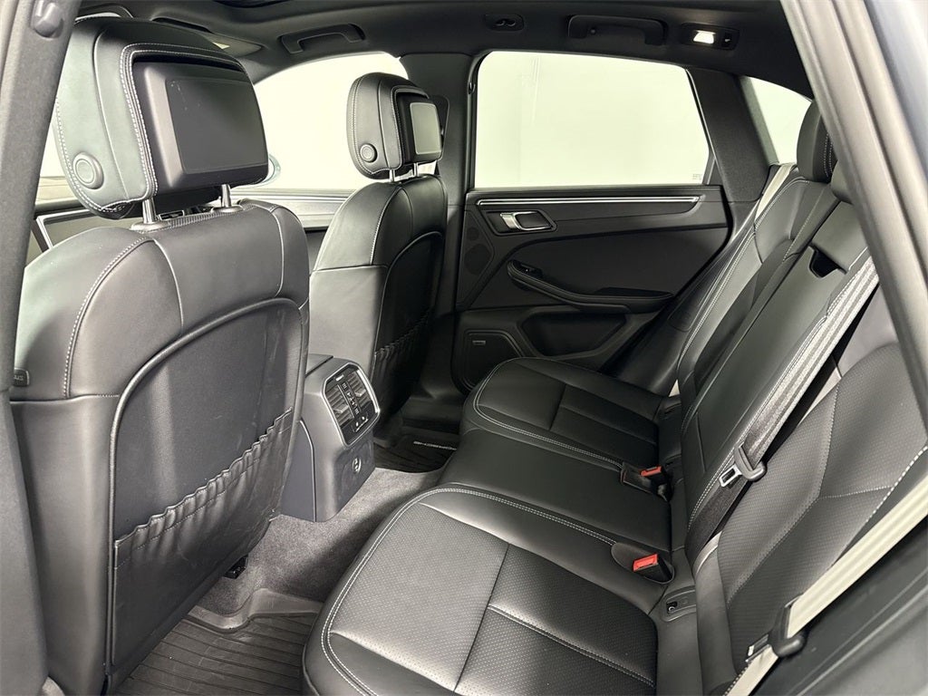 2025 Porsche Macan GTS