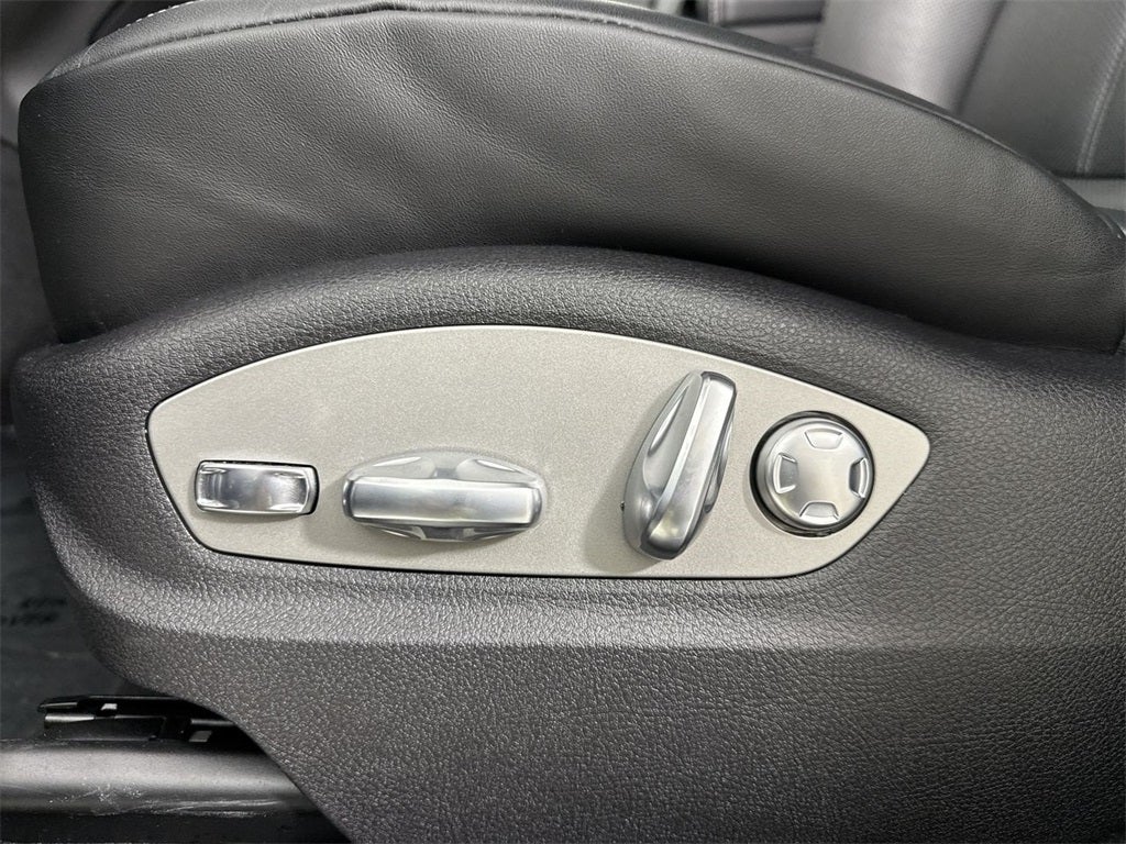 2025 Porsche Macan GTS