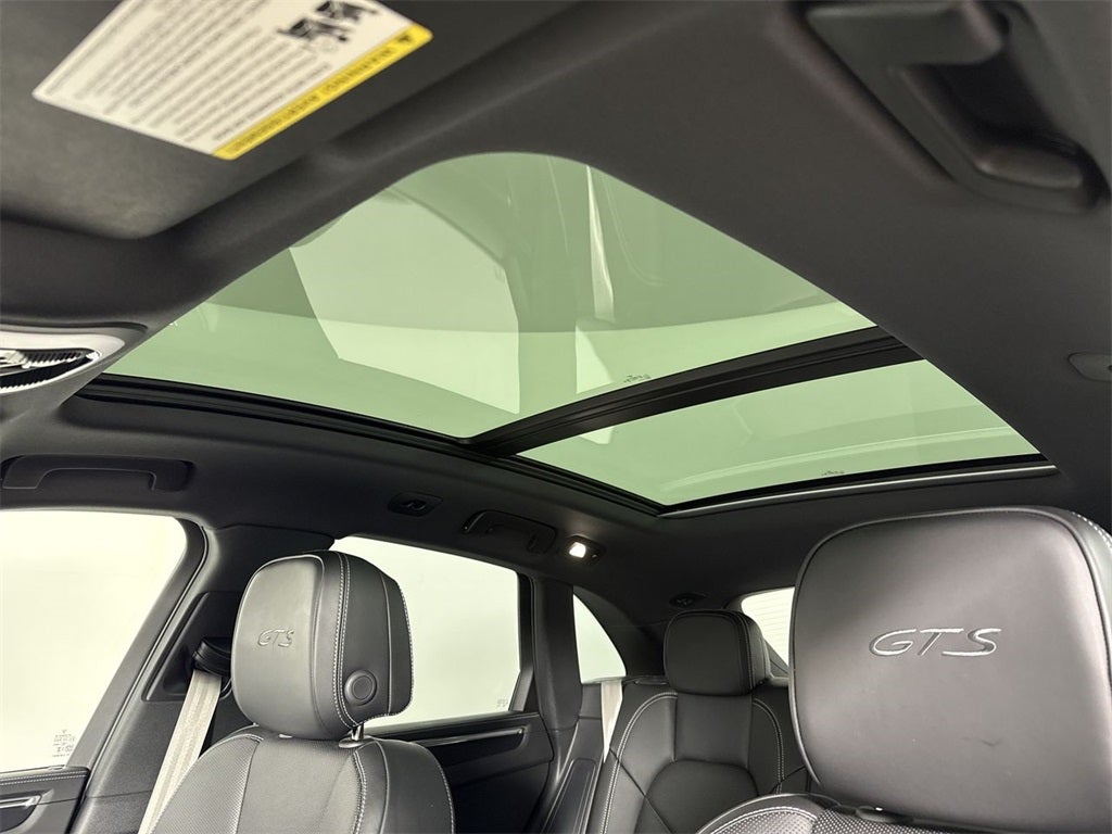 2025 Porsche Macan GTS