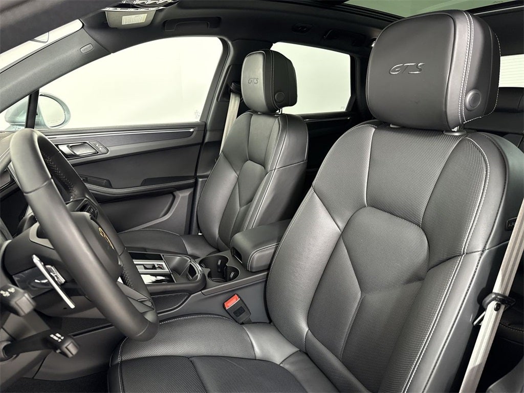 2025 Porsche Macan GTS