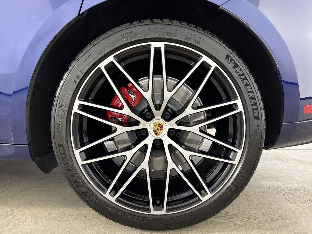 2023 Porsche Macan GTS
