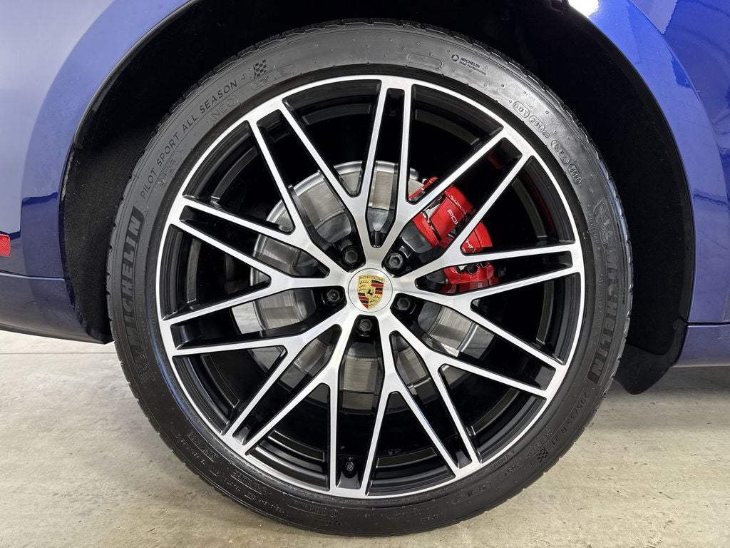 2023 Porsche Macan GTS