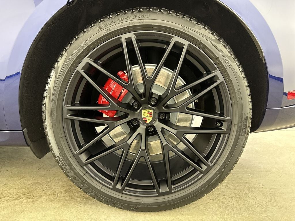 2025 Porsche Macan GTS
