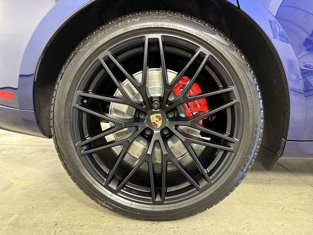 2025 Porsche Macan GTS