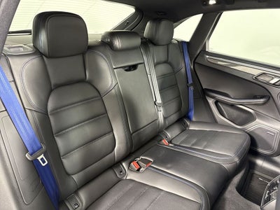 2025 Porsche Macan GTS