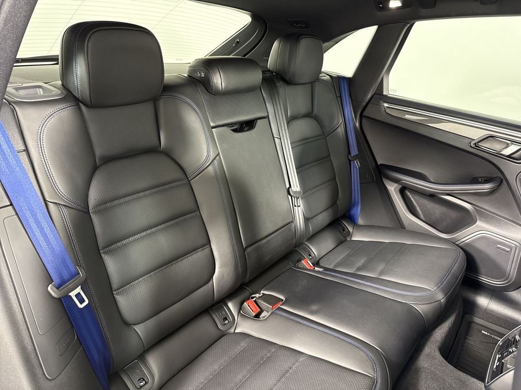 2025 Porsche Macan GTS