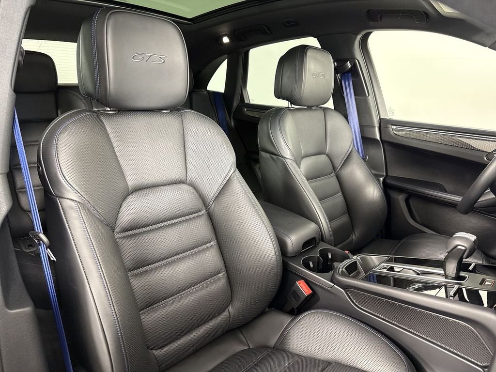 2025 Porsche Macan GTS