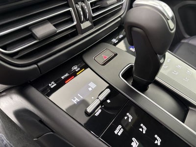 2025 Porsche Macan GTS