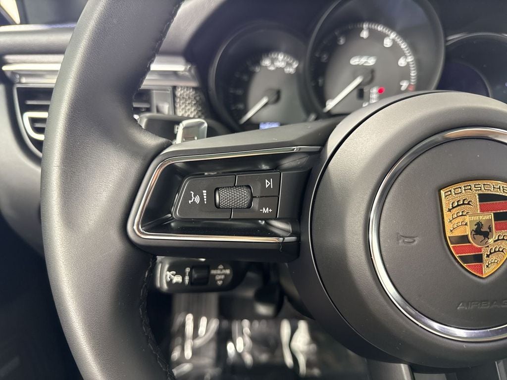 2025 Porsche Macan GTS