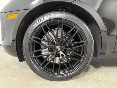 2022 Porsche Macan GTS
