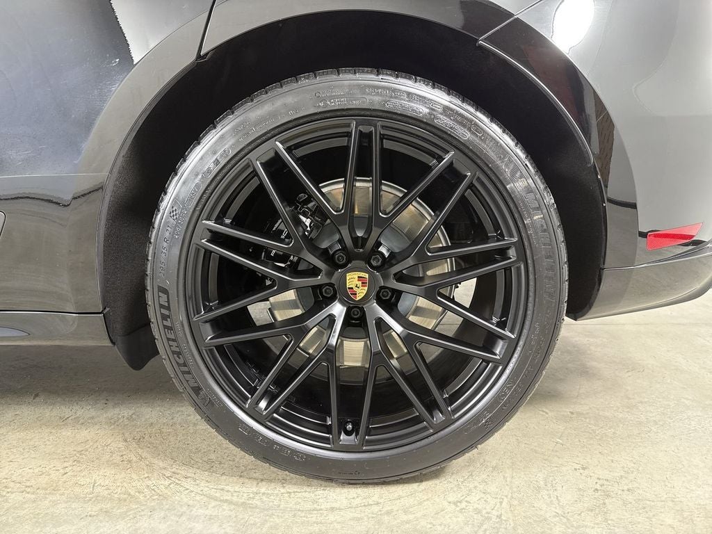 2022 Porsche Macan GTS