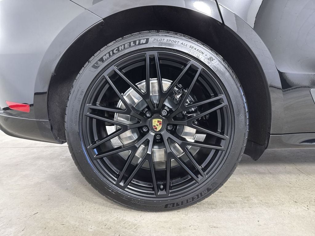 2022 Porsche Macan GTS