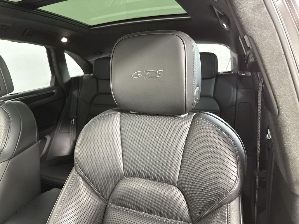 2022 Porsche Macan GTS