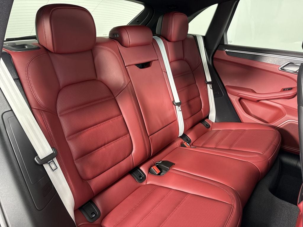 2026 Porsche Macan GTS
