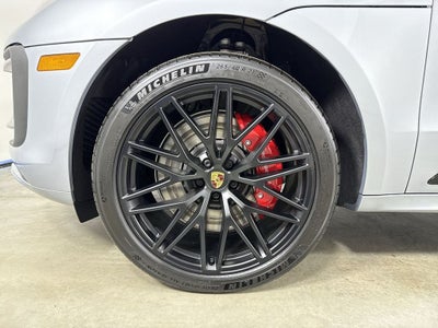 2026 Porsche Macan Macan GTS