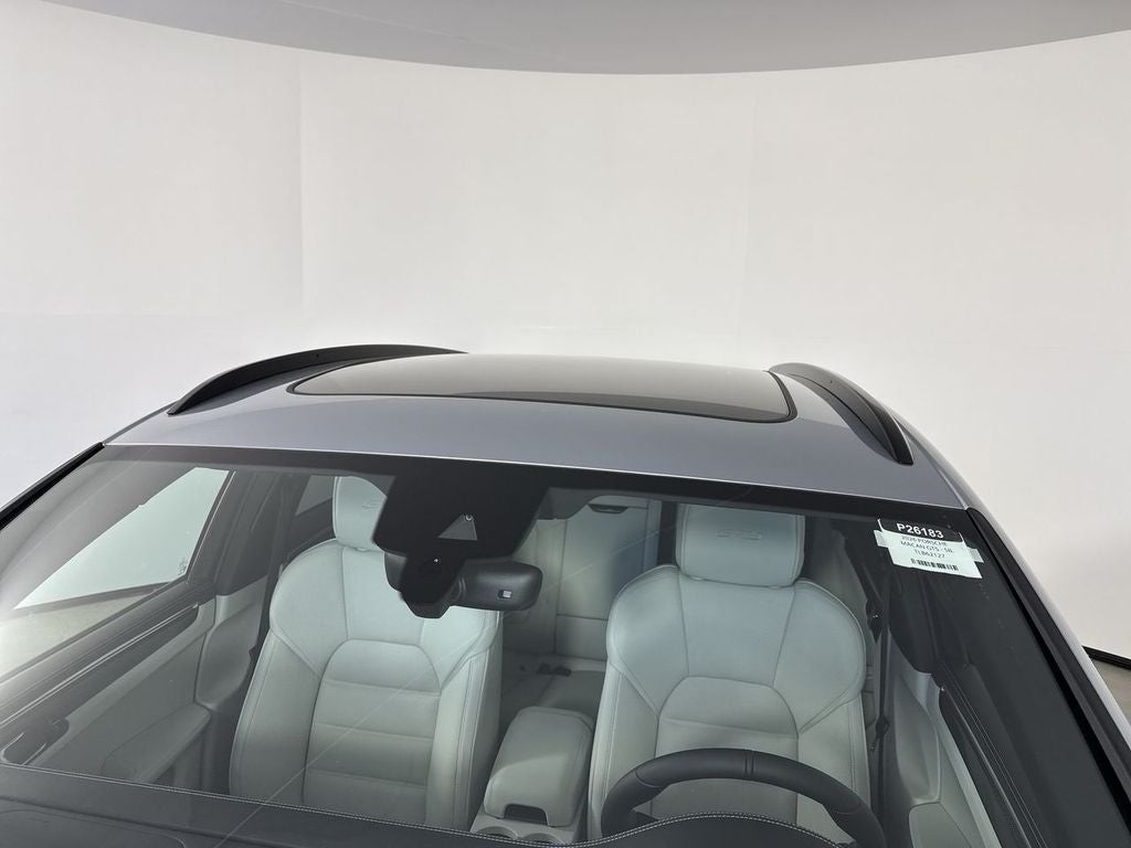 2026 Porsche Macan Macan GTS