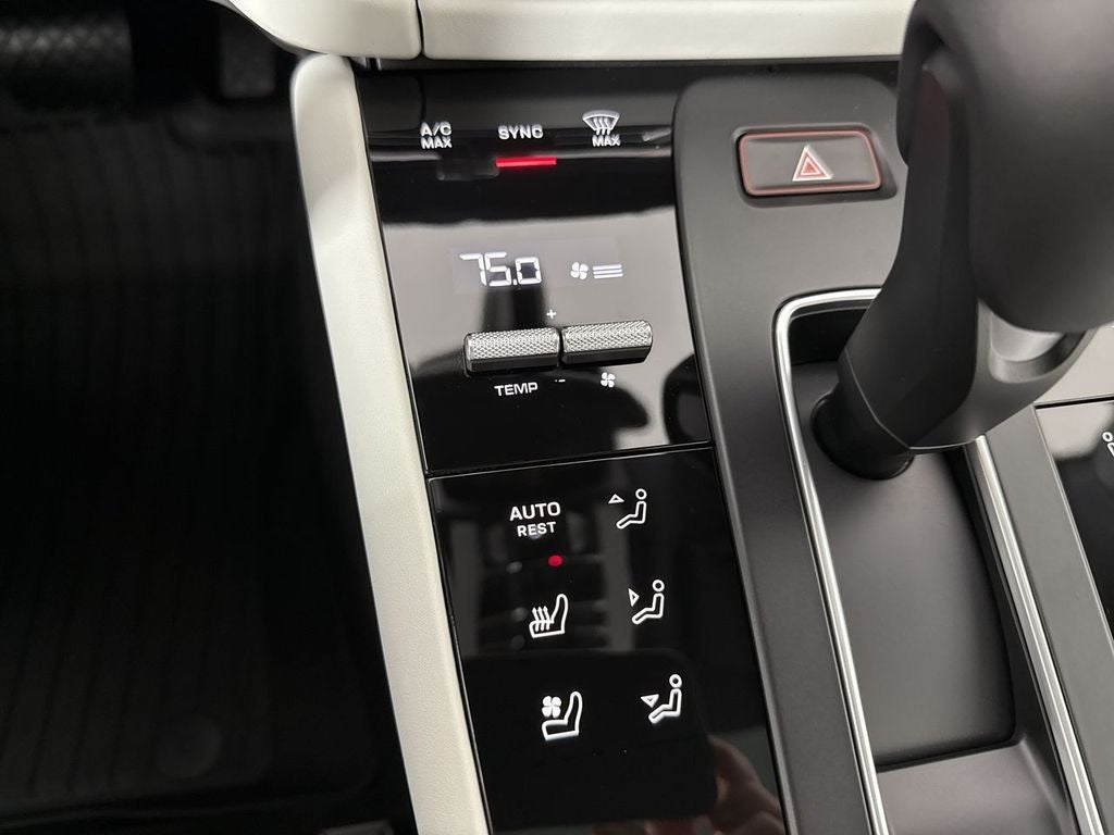 2026 Porsche Macan Macan GTS