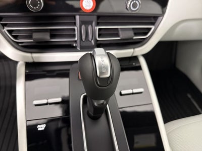 2026 Porsche Macan Macan GTS
