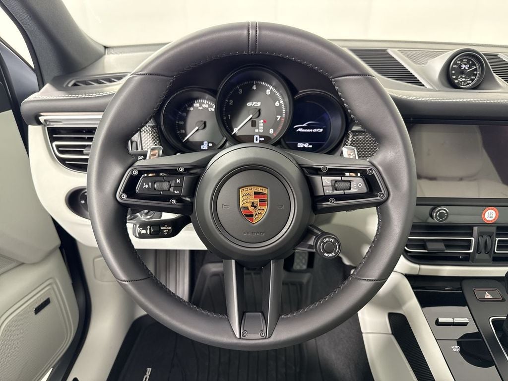 2026 Porsche Macan Macan GTS