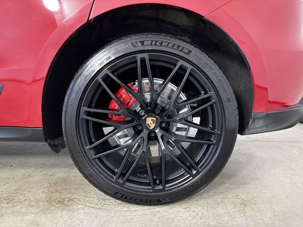 2024 Porsche Macan GTS