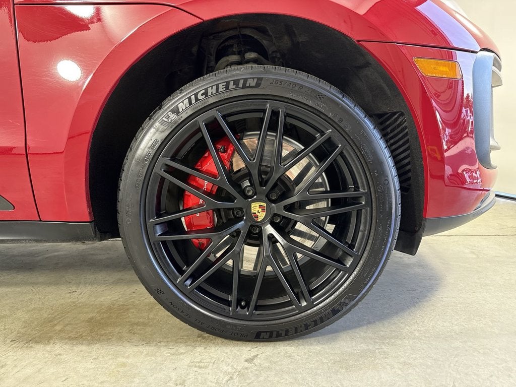 2024 Porsche Macan GTS