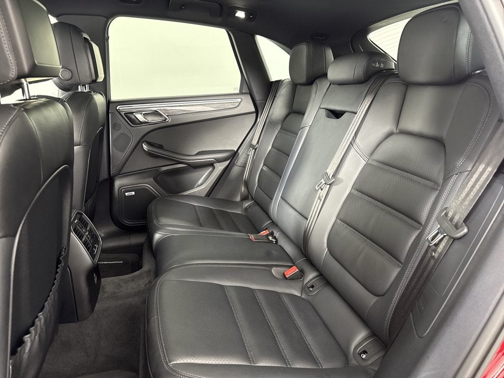 2024 Porsche Macan GTS