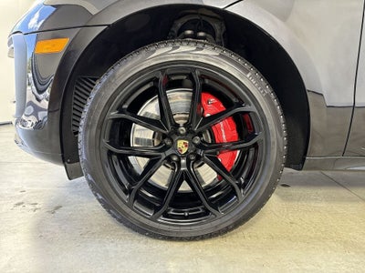 2024 Porsche Macan GTS