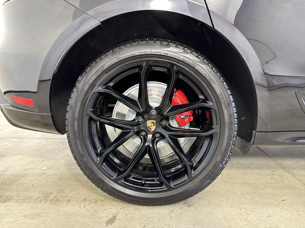 2024 Porsche Macan GTS