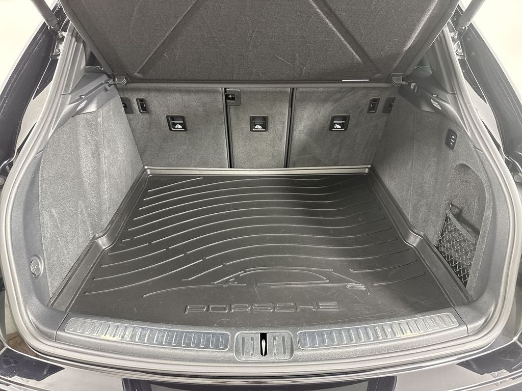 2024 Porsche Macan GTS